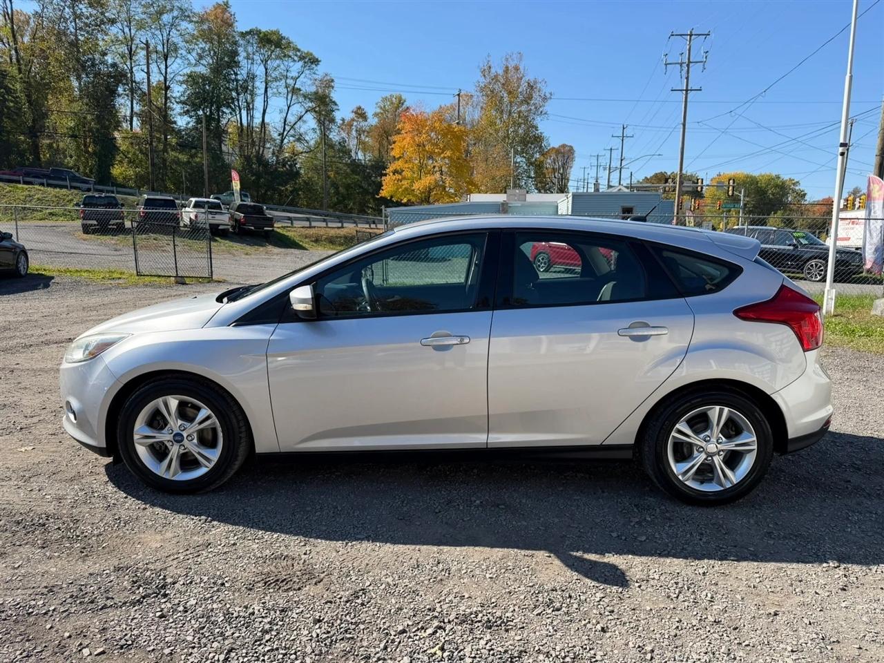 Ford Focus SE Hatch 2013