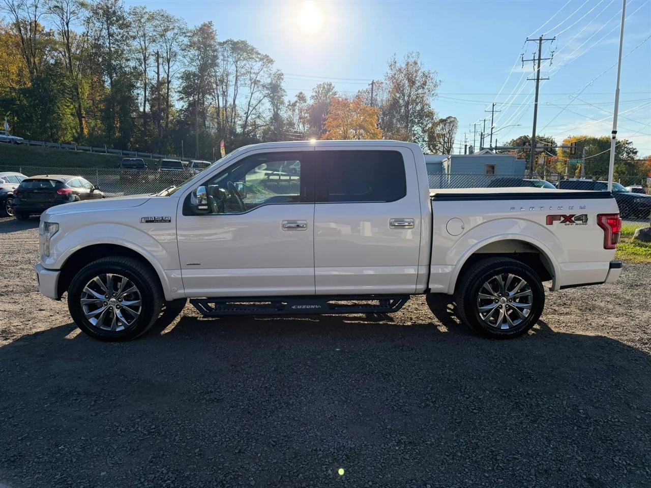 Ford F-150 Platinum SuperCrew 5.5-ft. Bed 4WD 2016