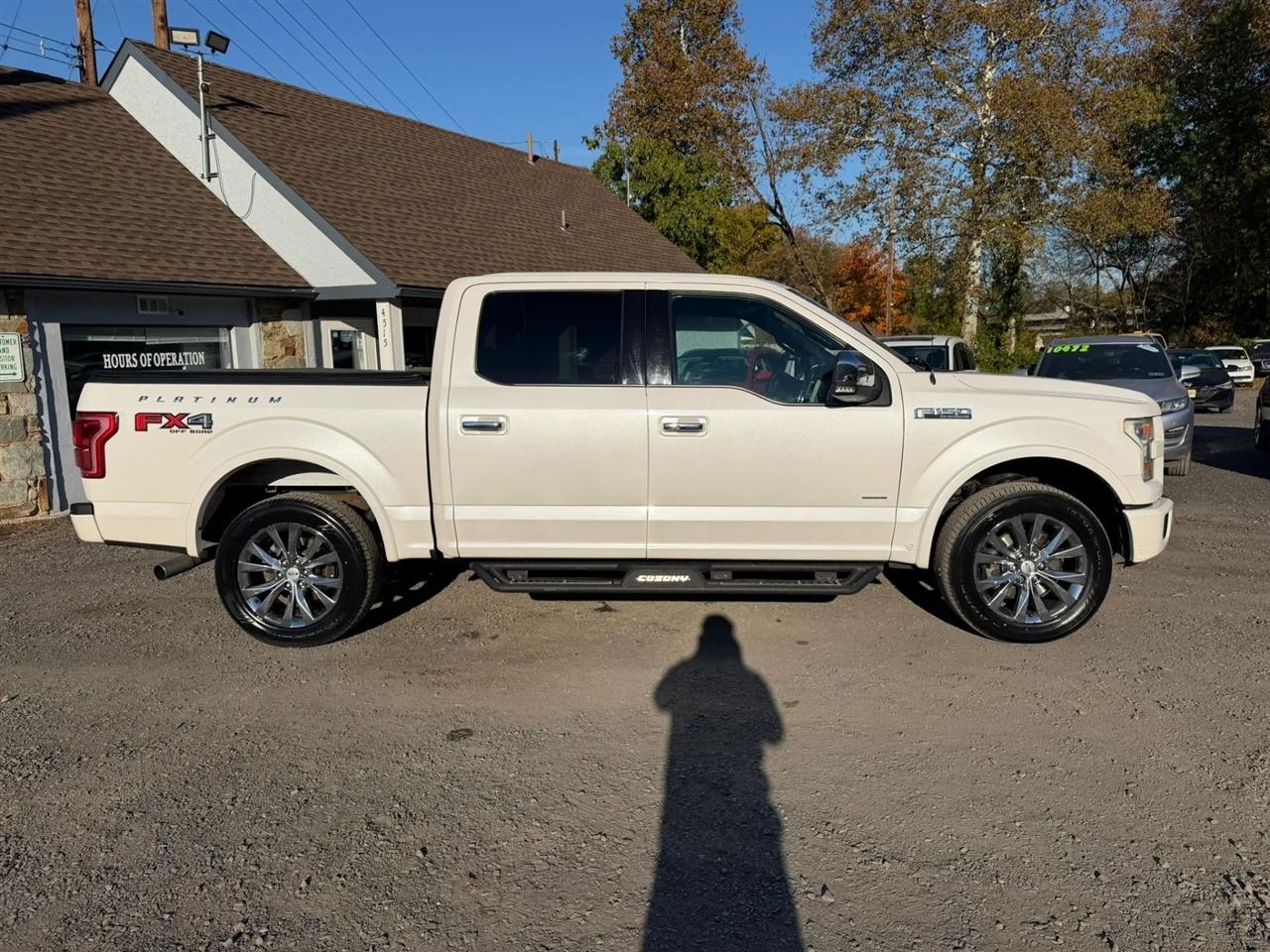 Ford F-150 Platinum SuperCrew 5.5-ft. Bed 4WD 2016