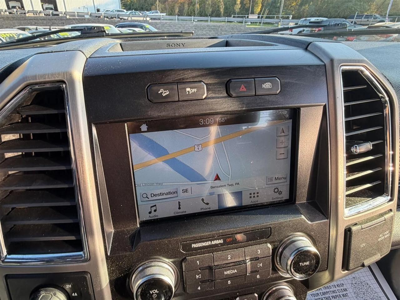 Ford F-150 Platinum SuperCrew 5.5-ft. Bed 4WD 2016