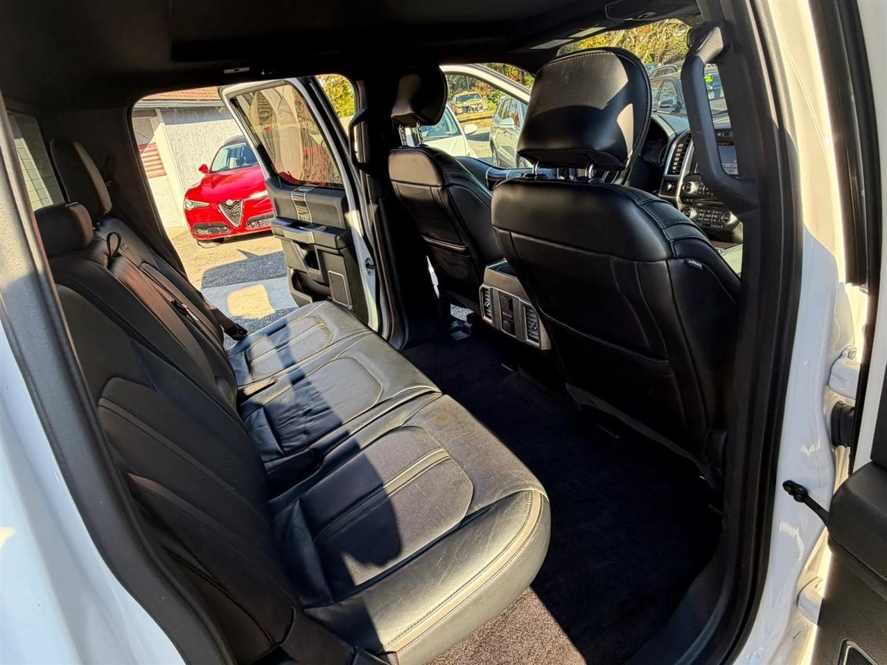 Ford F-150 Platinum SuperCrew 5.5-ft. Bed 4WD 2016