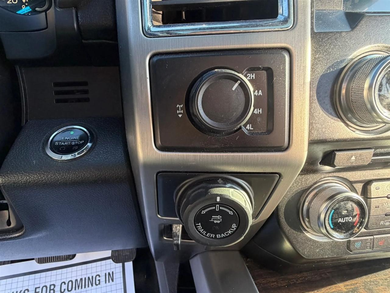 Ford F-150 Platinum SuperCrew 5.5-ft. Bed 4WD 2016