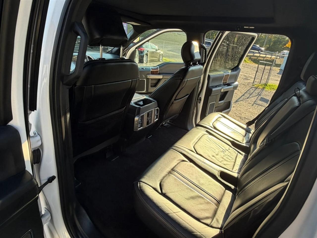 Ford F-150 Platinum SuperCrew 5.5-ft. Bed 4WD 2016