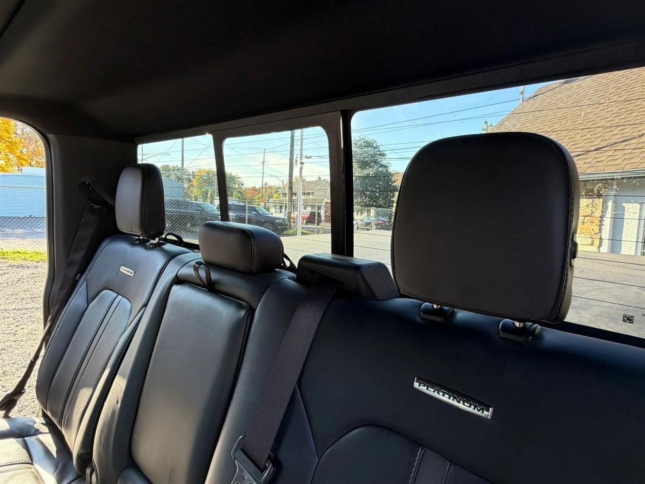Ford F-150 Platinum SuperCrew 5.5-ft. Bed 4WD 2016