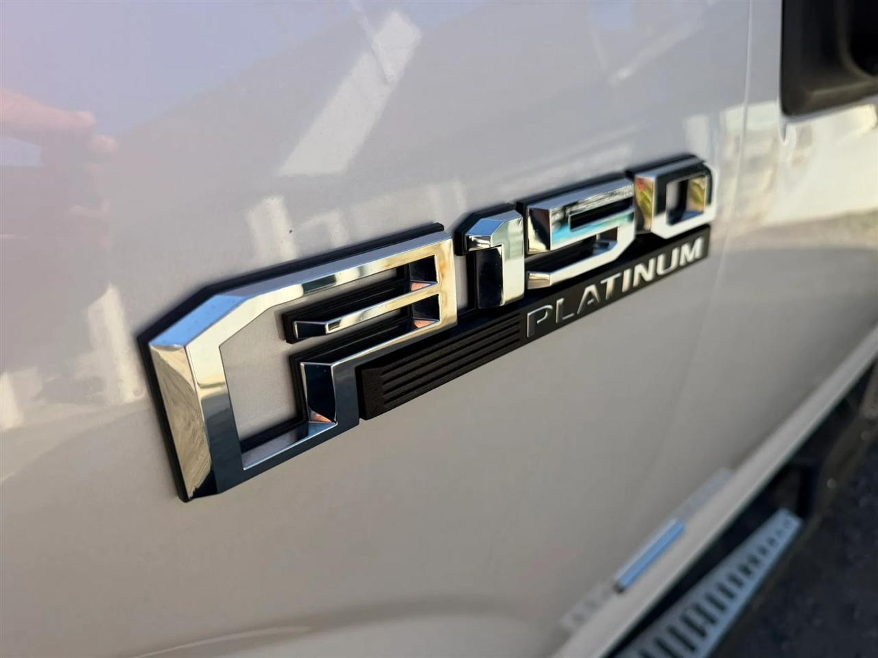 Ford F-150 Platinum SuperCrew 5.5-ft. Bed 4WD 2016