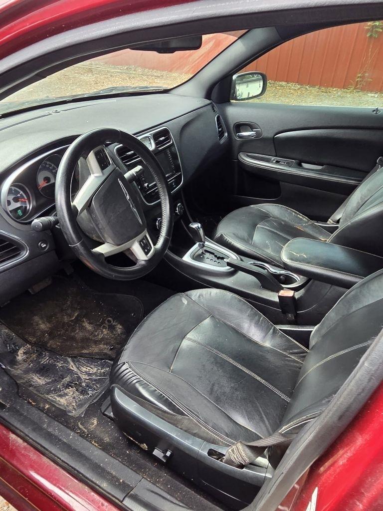 Chrysler 200 Limited 2012