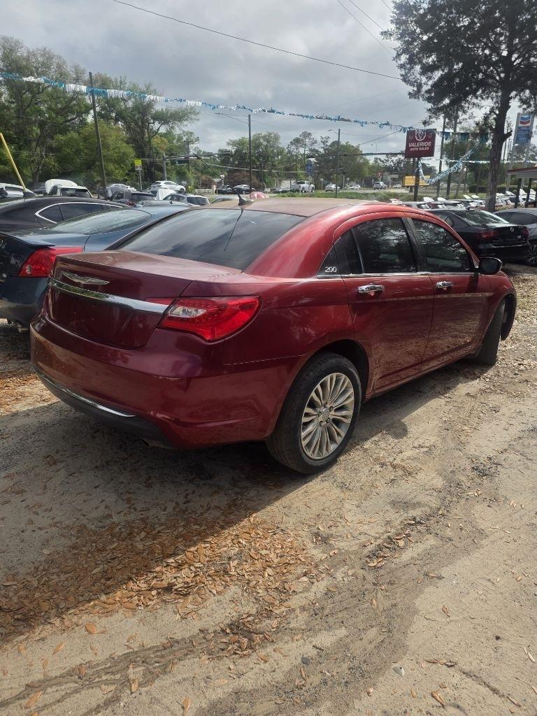 Chrysler 200 Limited 2012