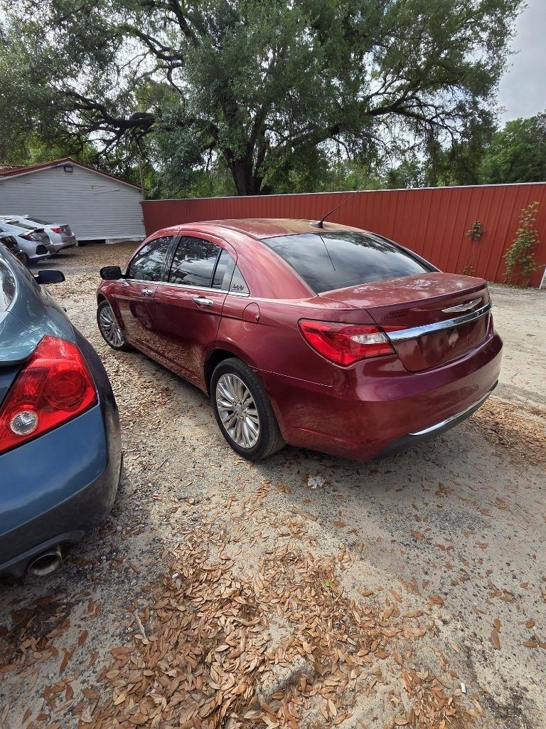 Chrysler 200 Limited 2012