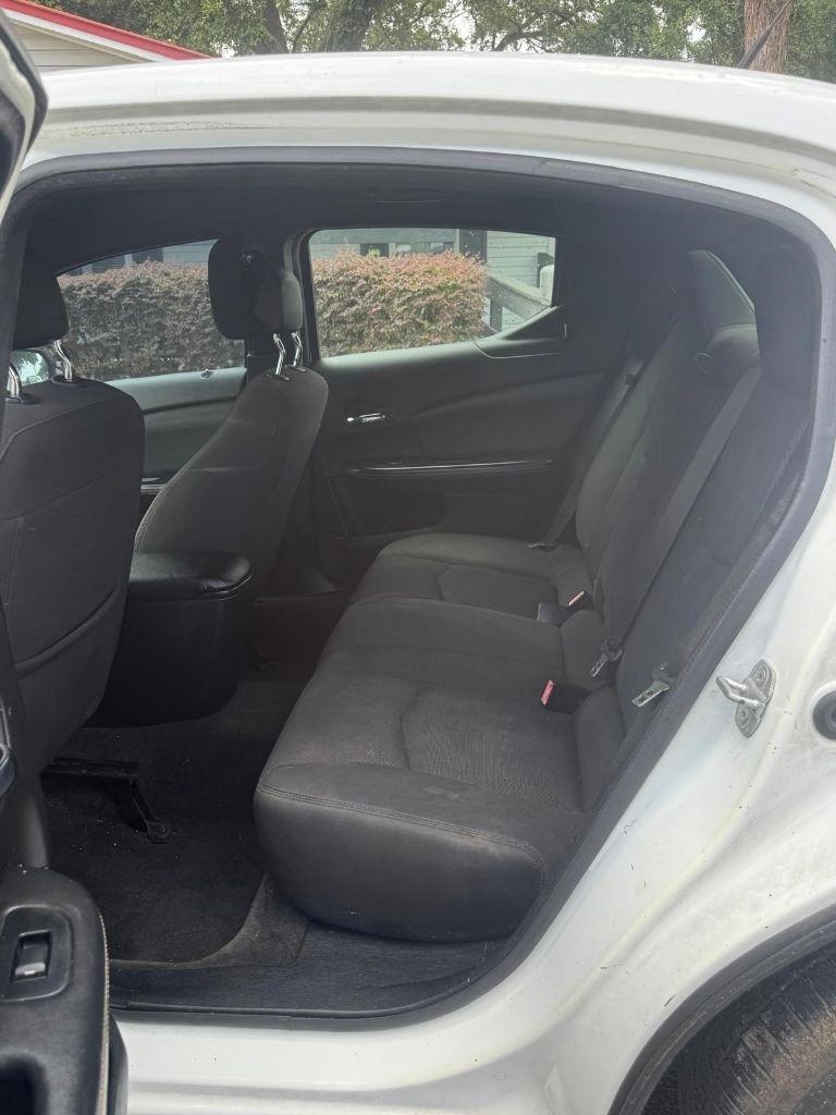 Dodge Avenger SE 2013