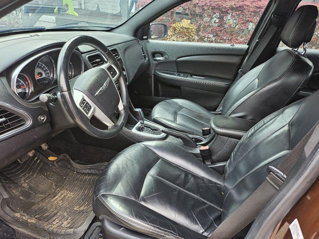 Chrysler 200 Limited 2013