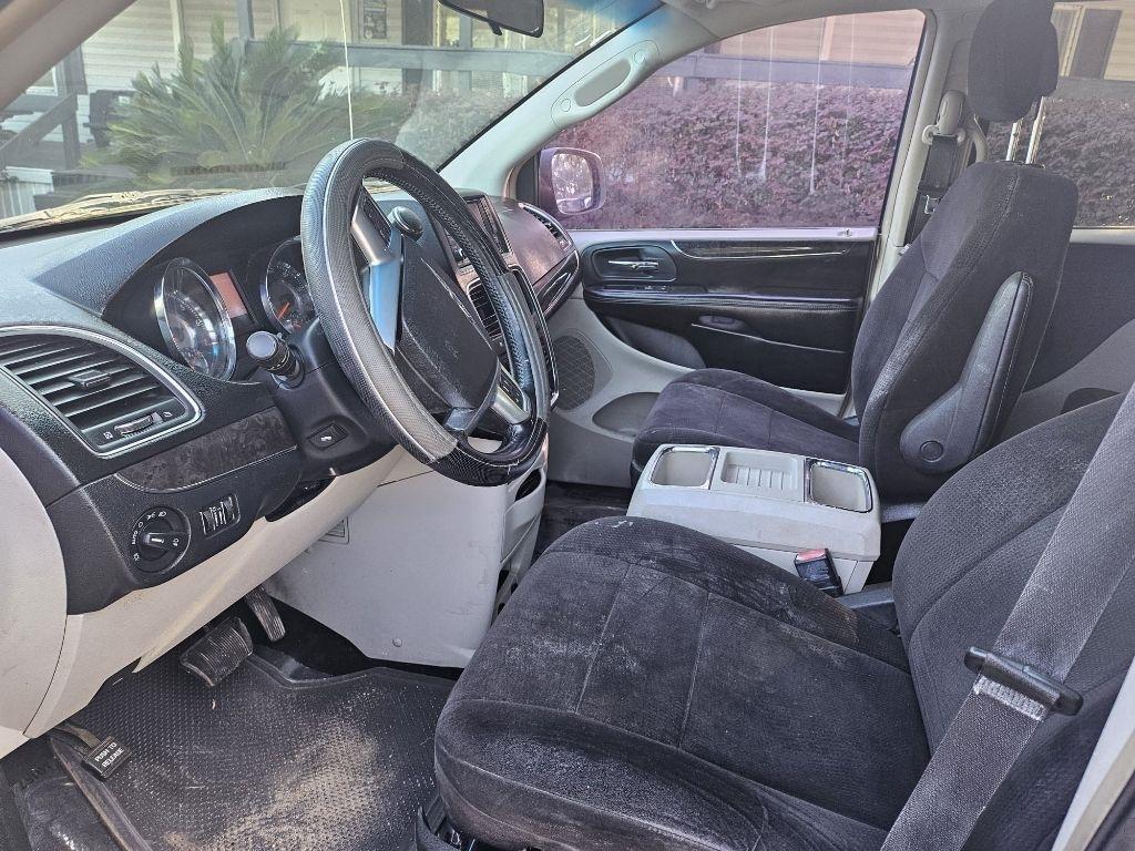 Chrysler Town & Country Touring 2011