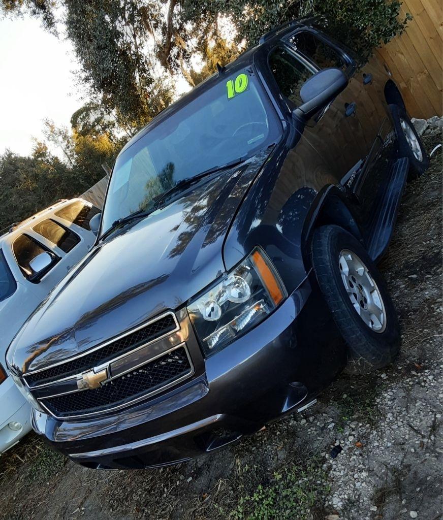 2010 Chevrolet Tahoe LS 2WD