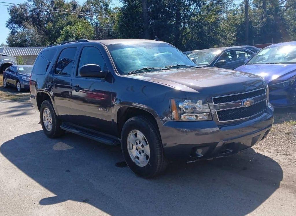 Chevrolet Tahoe LS 2WD 2010