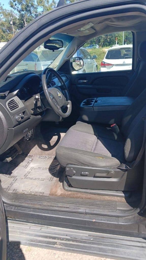 Chevrolet Tahoe LS 2WD 2010