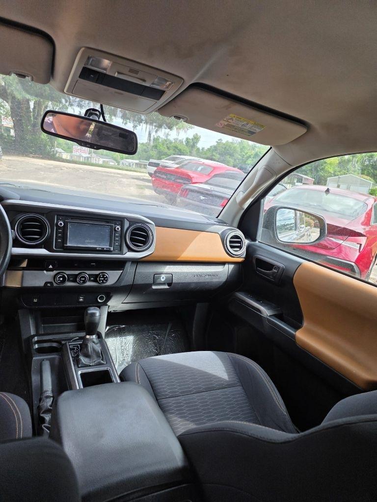 Honda Pilot LX 2WD 5-Spd AT 2012