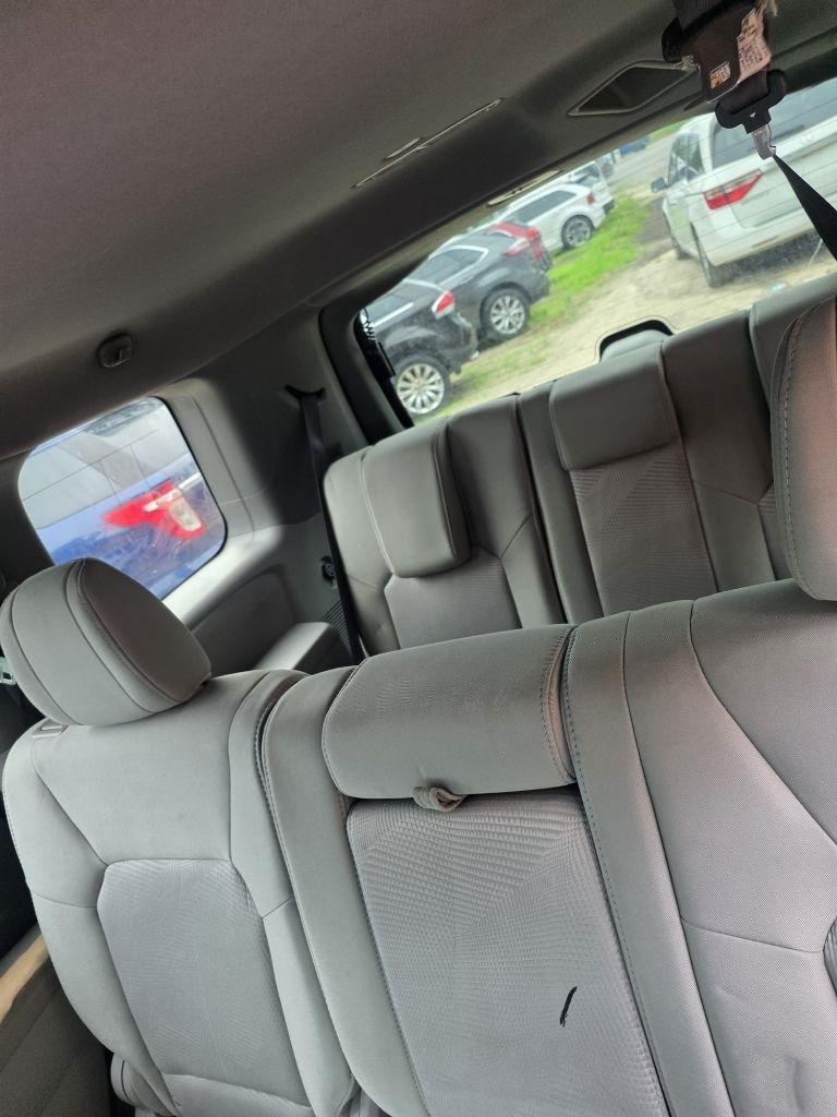 Honda Pilot LX 2WD 5-Spd AT 2012