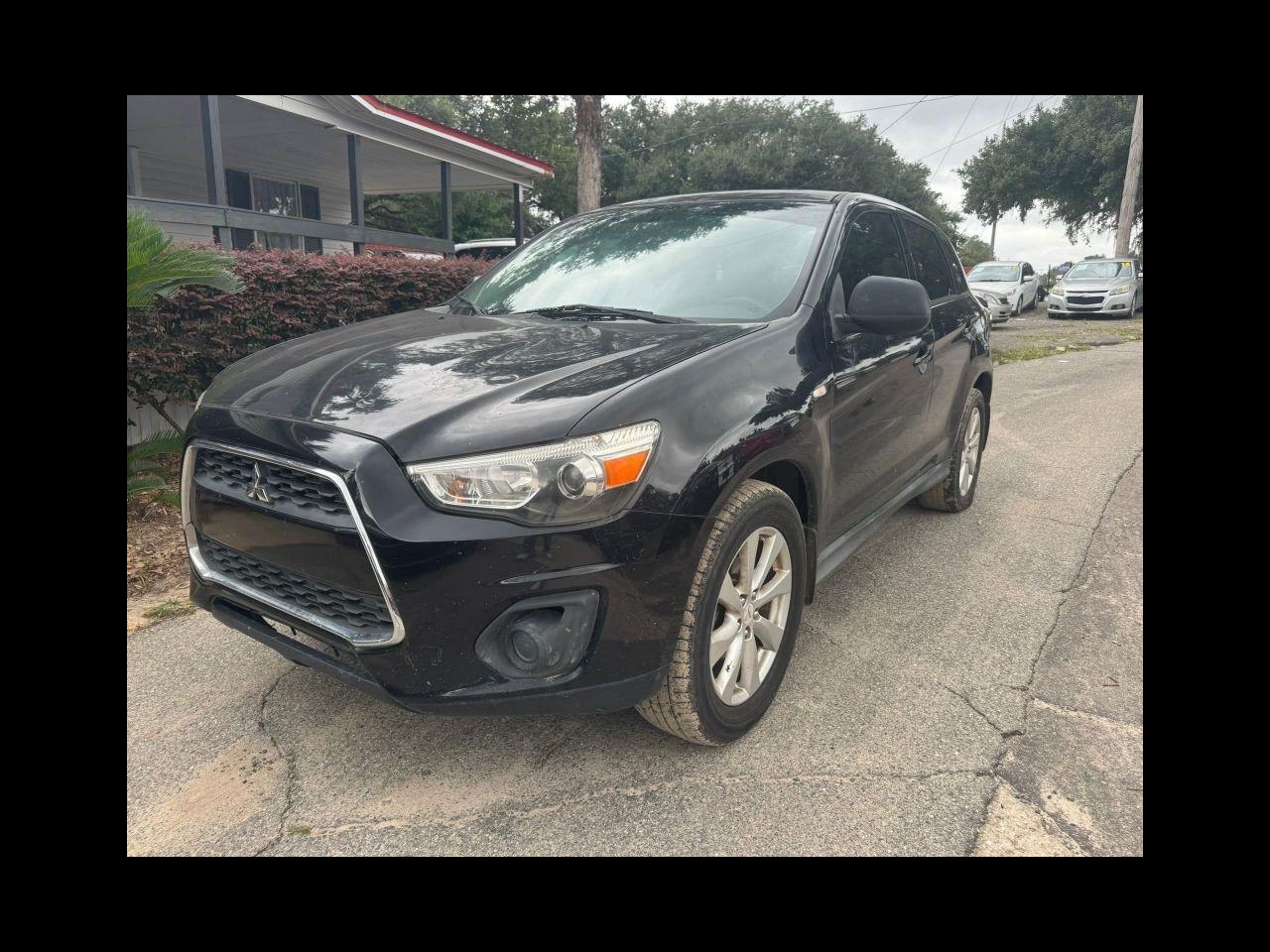 Mitsubishi Outlander Sport ES 2WD 2015