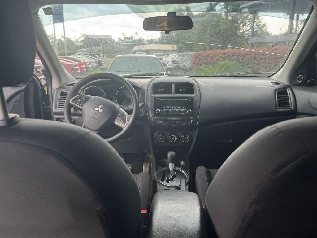 Mitsubishi Outlander Sport ES 2WD 2015