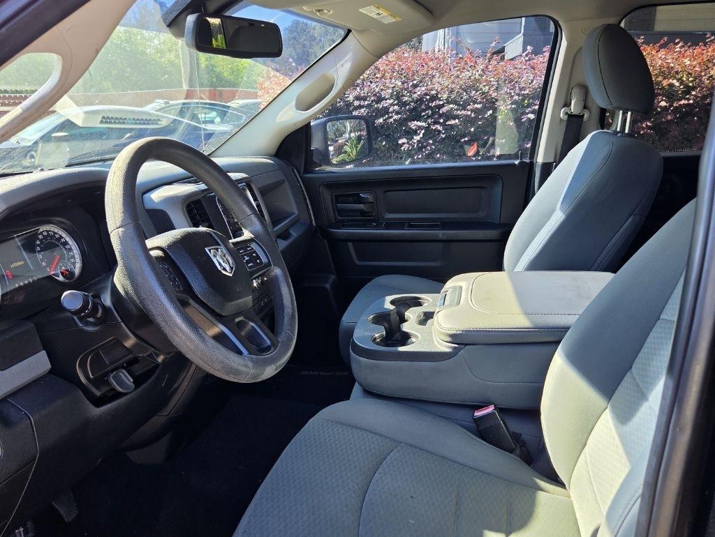 RAM 1500 Tradesman Quad Cab 2WD 2018
