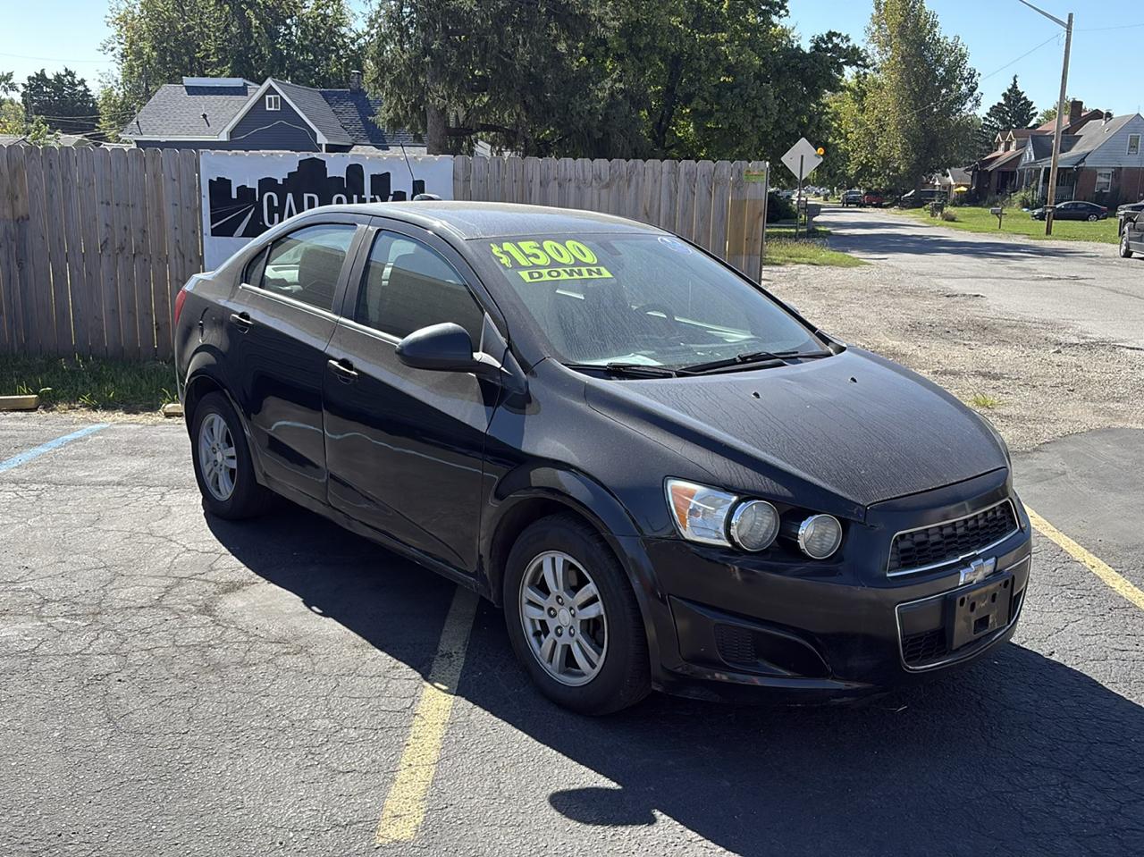 Chevrolet Sonic photo 2
