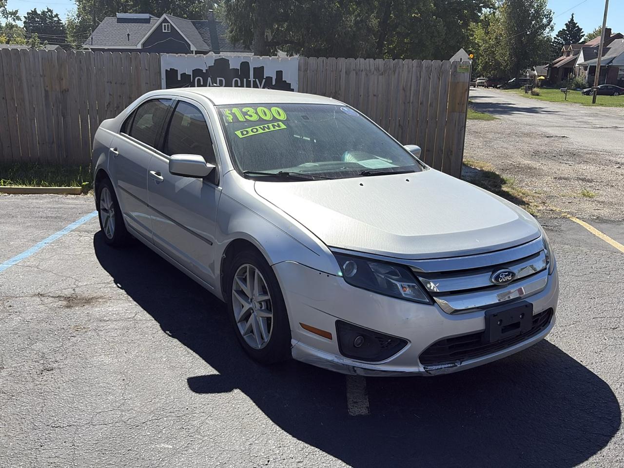 Ford Fusion photo 2