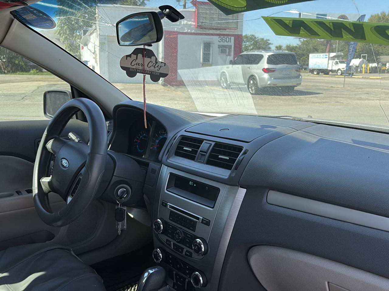 Ford Fusion photo 6