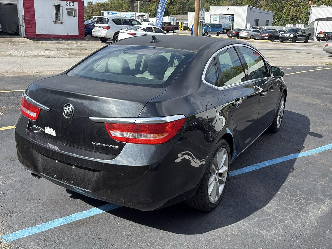 Buick Verano Base 2013