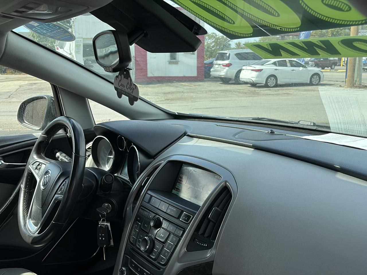 Buick Verano Base 2013