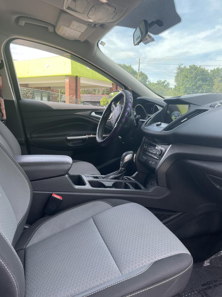 Ford Escape SE FWD 2019