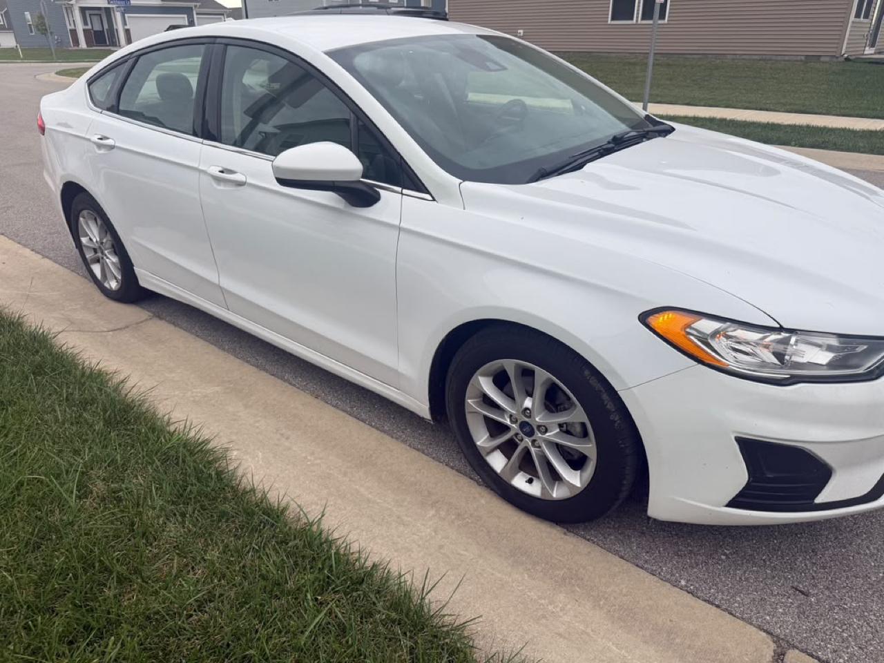 Ford Fusion SE 2019