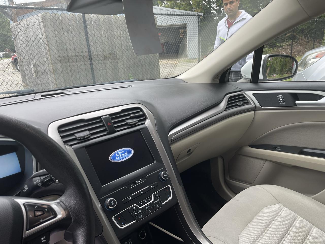 Ford Fusion SE 2019