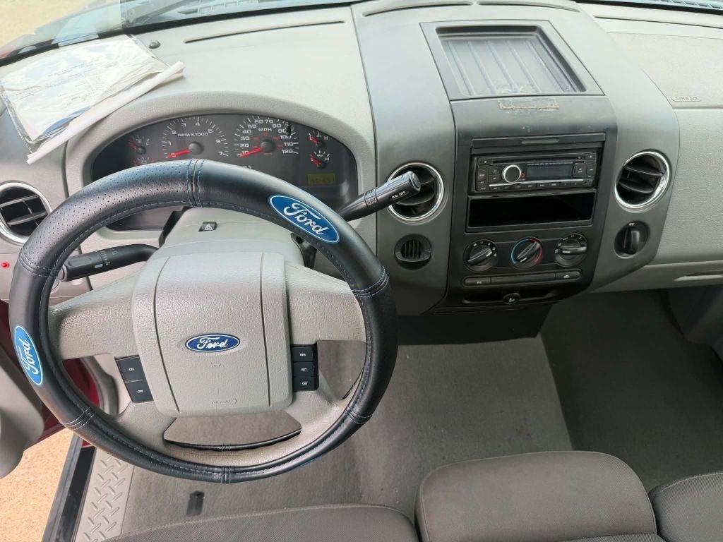 Ford F-150  2005