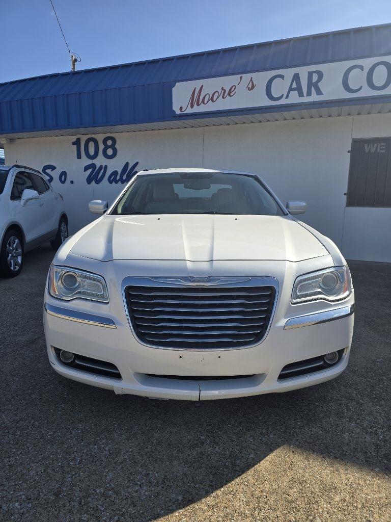 Chrysler 300  2013