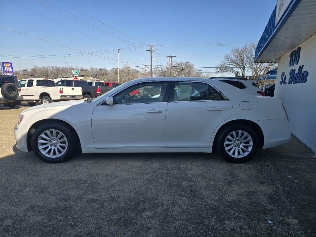 Chrysler 300  2013