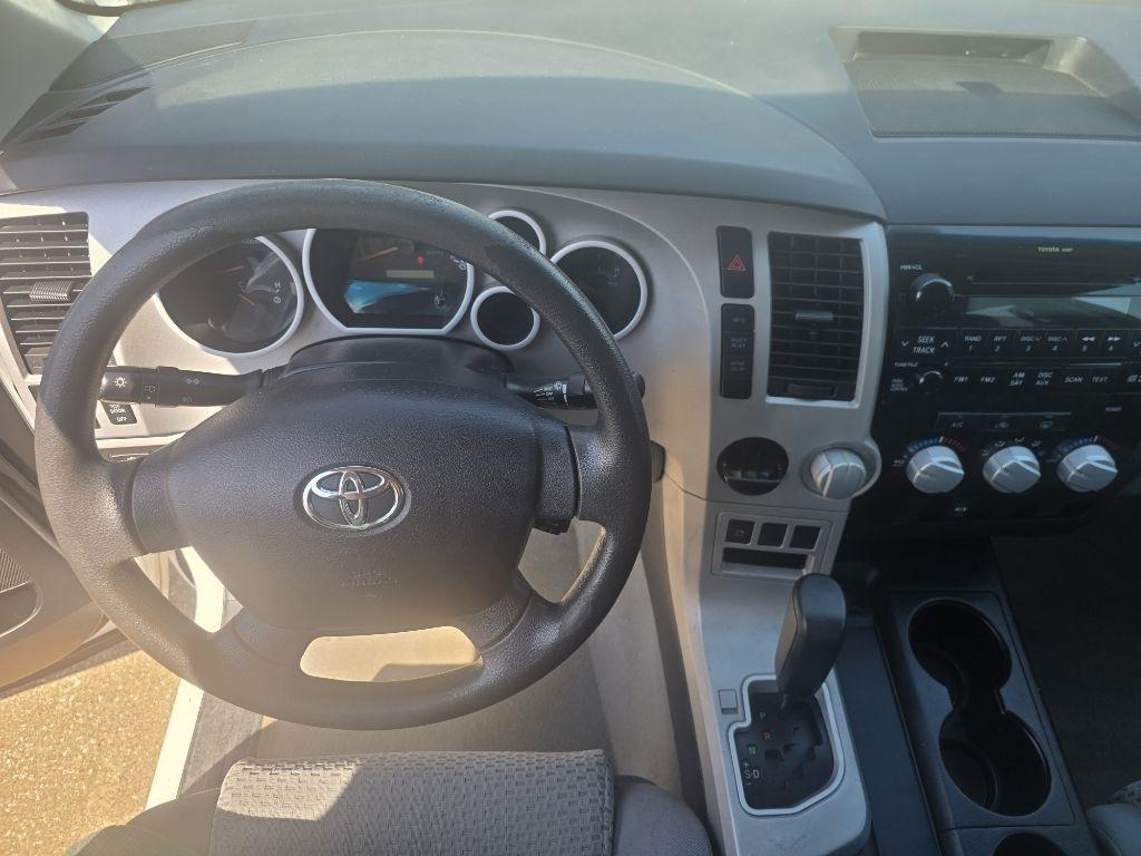 Toyota Tundra  2008