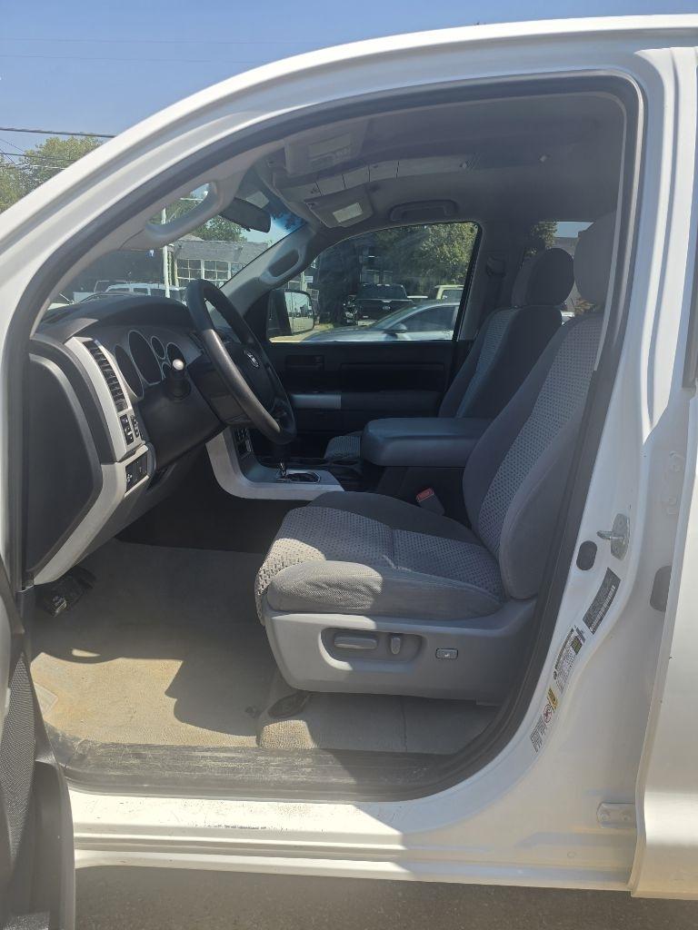 Toyota Tundra  2008