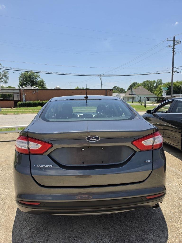 Ford Fusion  2016
