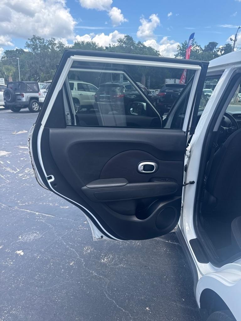 2015 Kia Soul Base - Photo 12
