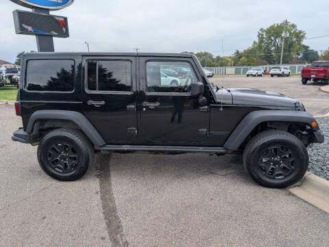 Jeep Wrangler Unlimited Sahara 4WD 2013