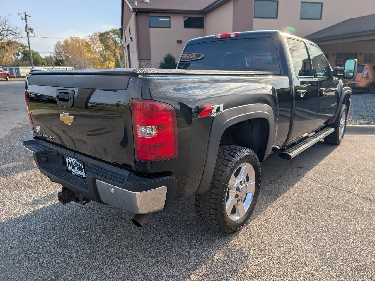 Chevrolet Silverado 2500HD LTZ Crew Cab 4WD 2013