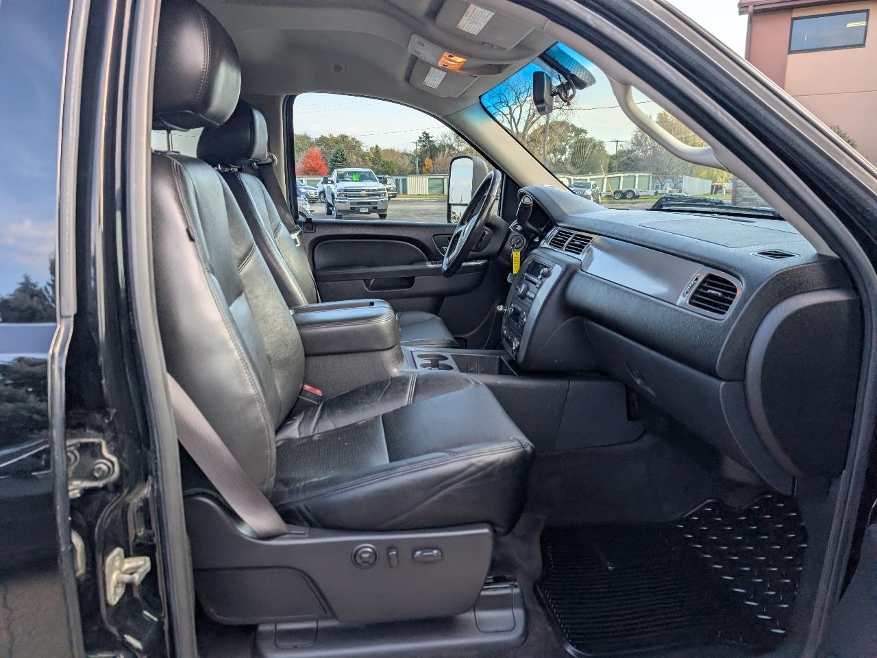 Chevrolet Silverado 2500HD LTZ Crew Cab 4WD 2013
