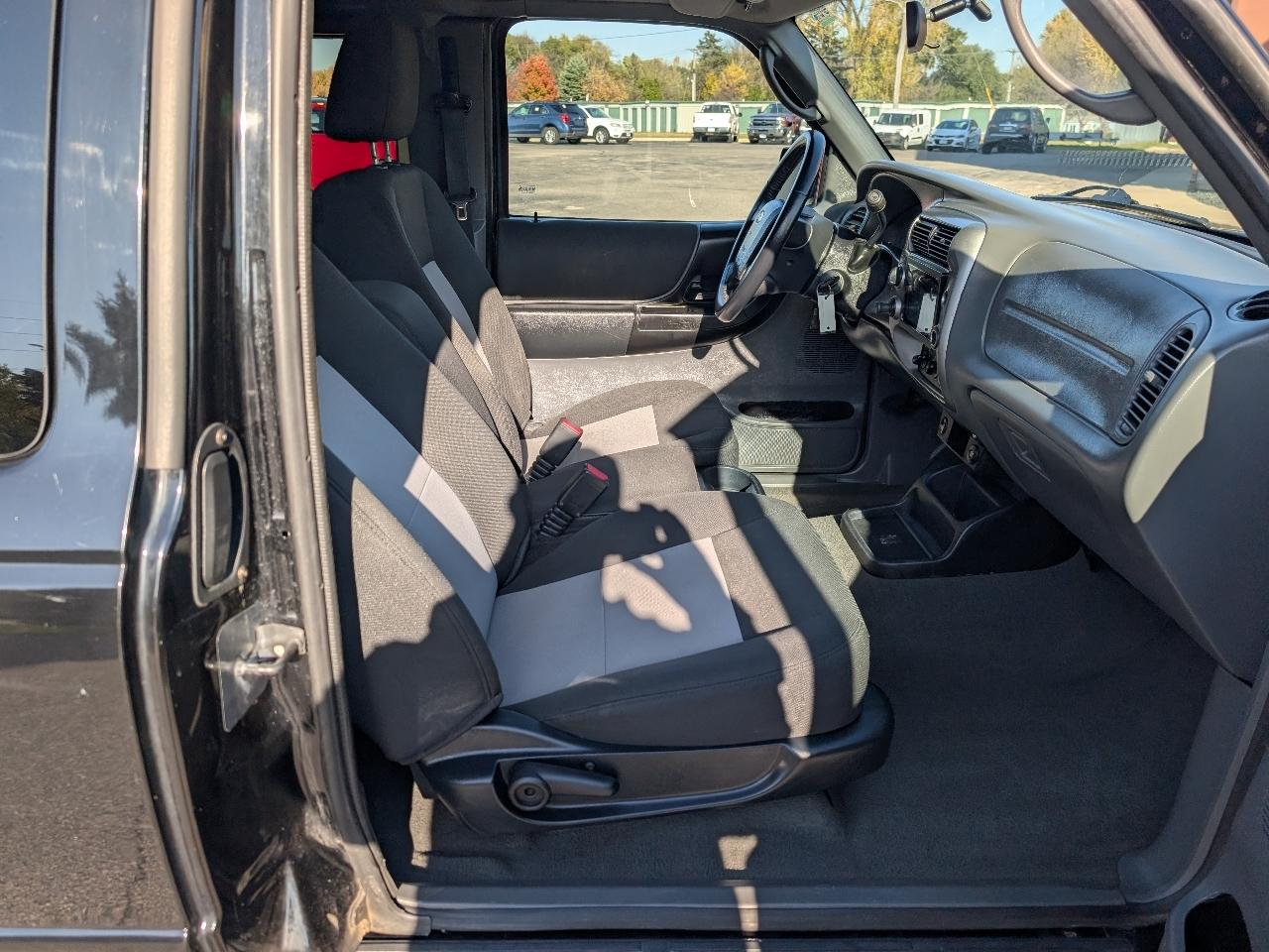 Ford Ranger XLT SuperCab 4-Door 4WD 2010