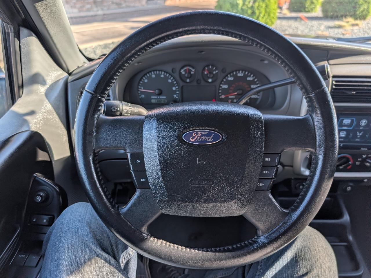 Ford Ranger XLT SuperCab 4-Door 4WD 2010