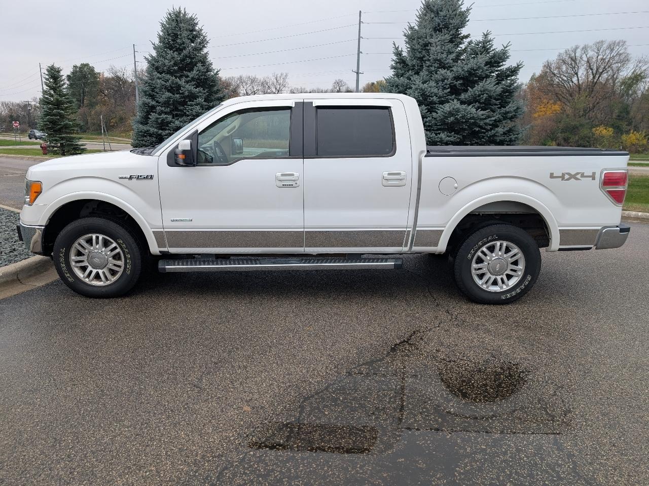 Ford F-150 Lariat SuperCrew 5.5-ft. Bed 4WD 2011