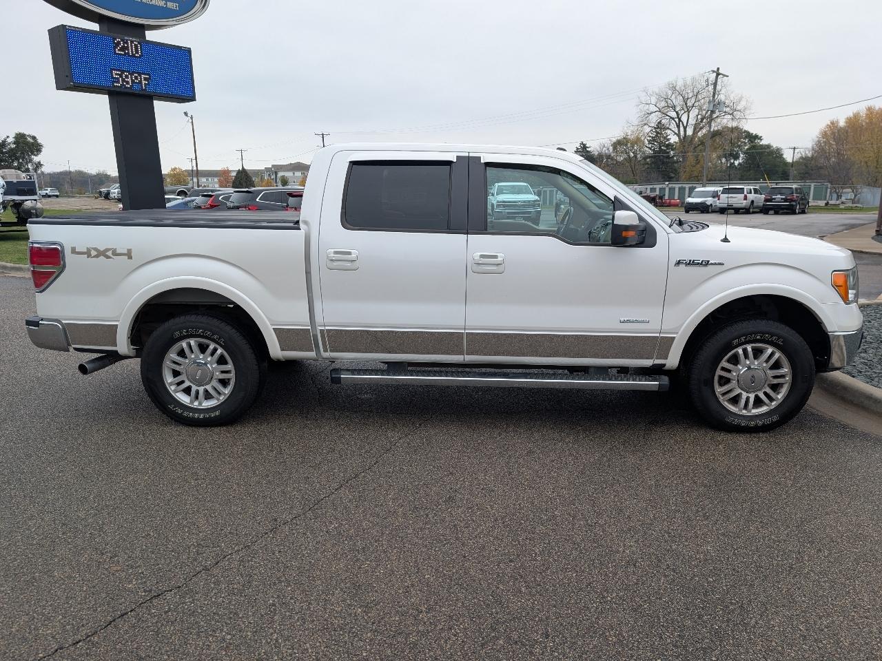 Ford F-150 Lariat SuperCrew 5.5-ft. Bed 4WD 2011