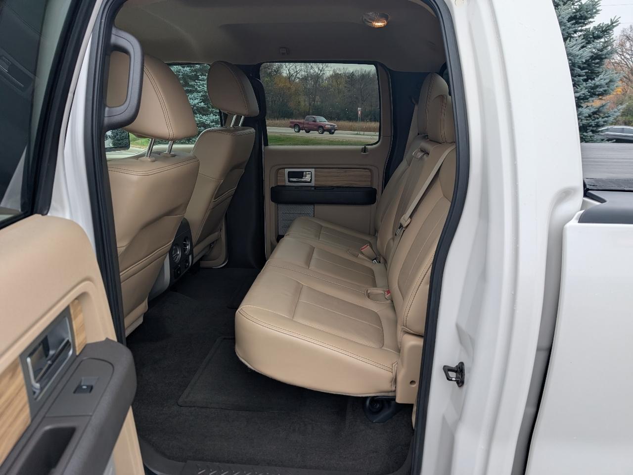 Ford F-150 Lariat SuperCrew 5.5-ft. Bed 4WD 2011