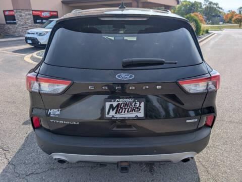 Ford Escape Titanium 4WD 2020