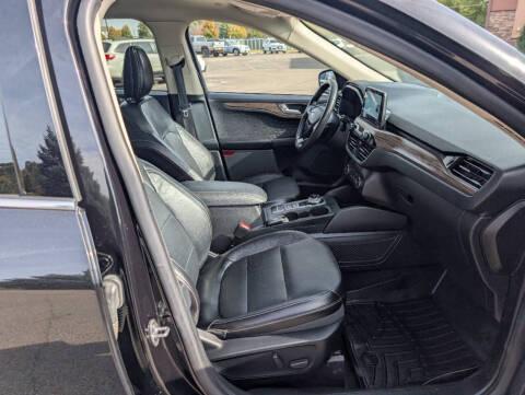 Ford Escape Titanium 4WD 2020