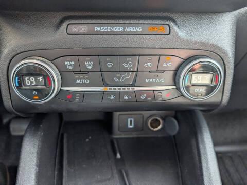 Ford Escape Titanium 4WD 2020