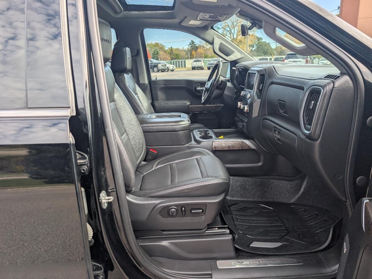 GMC Sierra 1500 Denali Crew Cab 4WD 2021